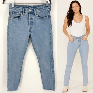 Levi's 501 Fray Hem‎ Skinny Jeans Size 27 Light Wash